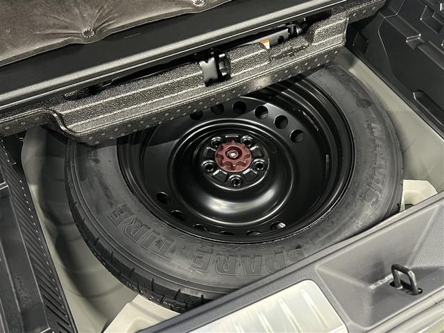 ハリアーハイブリッド Ｚ　ドライブレコーダー　パノラミックビューモニター　ブラインドスポットモニター　バックモニター　ＥＴＣ　ワンオーナー　スマートキ－　イモビライザー　クルーズコントロール　リアスポイラー　純正アルミホイール（18枚目）