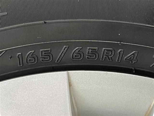 タイヤサイズは【１６５／６５Ｒ１４】