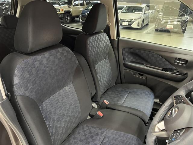 デイズ 　ＨＶ　純正アルミ　衝突被害軽減ブレーキ　ペダル踏み間違い急発進抑制装置　デュアル＋サイドエアバッグ　ＡＢＳ　パワステ　パワーウィンドウ（12枚目）