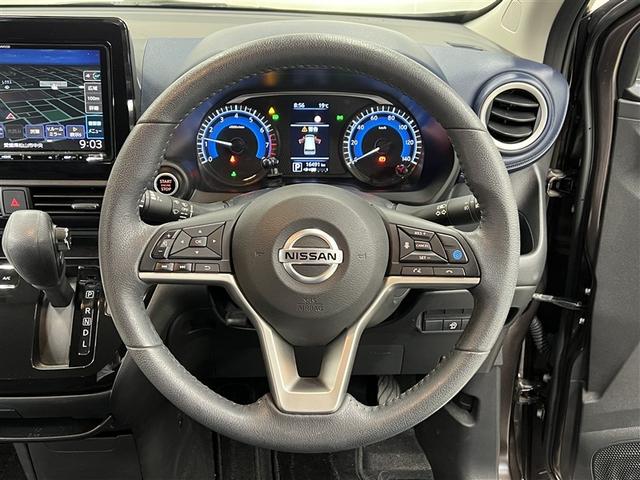 デイズ 　ＨＶ　純正アルミ　衝突被害軽減ブレーキ　ペダル踏み間違い急発進抑制装置　デュアル＋サイドエアバッグ　ＡＢＳ　パワステ　パワーウィンドウ（19枚目）