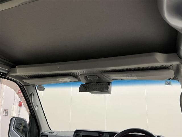 ハイゼットカーゴ ＤＸ　ＳＡＩＩＩ　ＬＥＤヘッドランプ　キーレスエントリー　衝突被害軽減ブレーキ　ペダル踏み間違い急発進抑制装置　車線逸脱警報　先進ライト　デュアルエアバッグ　ＡＢＳ　横滑防止装置　アイドリングストップ（23枚目）