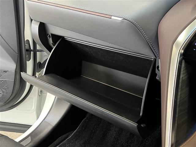 ハリアーハイブリッド Ｚ　レザーパッケージ　メモリーナビ　フルセグ　フルエアロ　本革　パワーシート　純正アルミ　サンルーフ　スマートキ－　クルーズコントロール　ＥＴＣ　ドライブレコーダー　全周囲カメラ　衝突被害軽減ブレーキ　ＬＥＤヘッドランプ（32枚目）