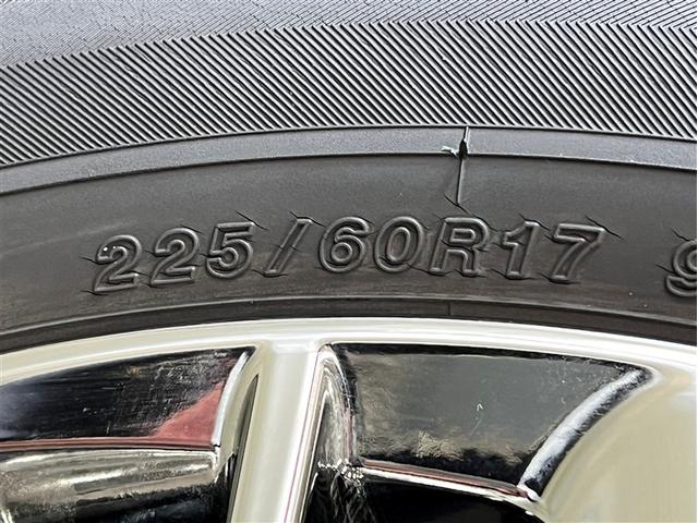 アルファード ３．５エグゼクティブラウンジ　本革シート　純正アルミ　サンルーフ　衝突被害軽減ブレーキ　ペダル踏み間違い急発進抑制装置　デュアル＋サイドエアバッグ　ＡＢＳ　オートエアコン　パワステ　パワーウィンドウ（9枚目）