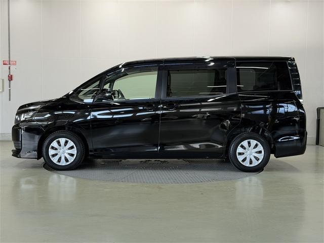 ヴォクシー Ｘ　カーナビ　ＥＴＣ　ＬＥＤヘッドランプ　バックモニター　横滑防止装置　両側電動スライドドア　イモビライザー　スマートキ－　３列シート　フルセグＴＶ　ＣＤ・ＤＶＤ再生装置　ＡＢＳ　デュアルエアバッグ（2枚目）