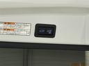 ハイブリッド　Ｚ　衝突被害軽減ブレーキ　全周囲カメラ　ドライブレコーダー　カーナビ　ＥＴＣ　先進ライト　ＬＥＤヘッドランプ　ペダル踏み間違い急発進抑制装置　クルーズコントロール　車線逸脱警報　純正アルミホイール　ＡＢＳ（19枚目）