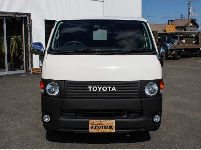 レジアスエースバン ロングスーパーＧＬ　丸目フェイス　オリジナルリメイクキット　ＲＥＴＲＩＰ　７０　ラプターライナー（7枚目）