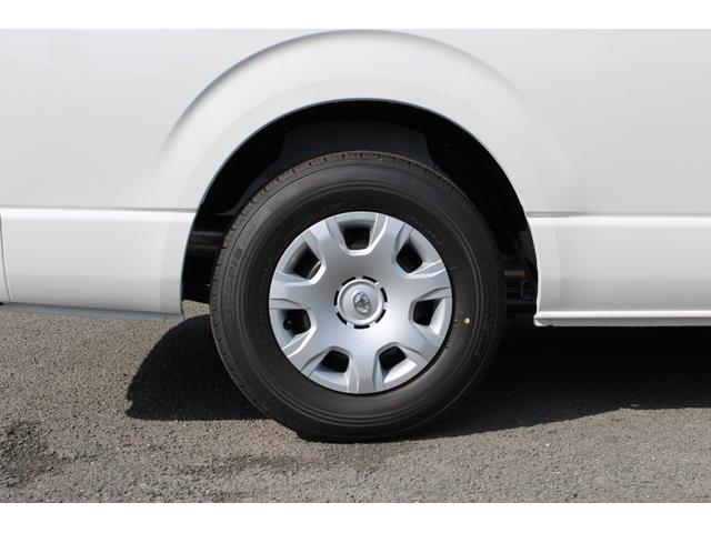 ハイエースワゴン GL 登録済未使用車 LEDヘッドライト プッシュスタート スマートキー パワースライドドア パノラビックビューモニター(19枚目)