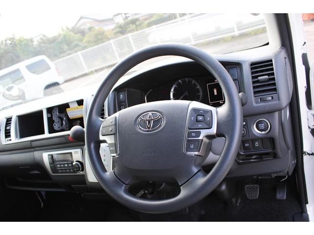 ハイエースワゴン GL 登録済未使用車 LEDヘッドライト プッシュスタート スマートキー パワースライドドア パノラビックビューモニター(22枚目)