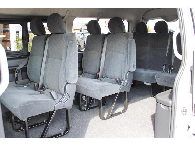 ハイエースワゴン GL 登録済未使用車 LEDヘッドライト プッシュスタート スマートキー パワースライドドア パノラビックビューモニター(27枚目)