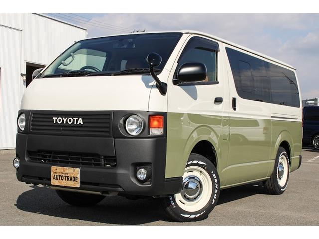 ハイエースバン 　４ＷＤ　丸目フェイス　オリジナルリメイクキット　ＲＥＴＲＩＰ　７０　シダーグリーンツートン（5枚目）