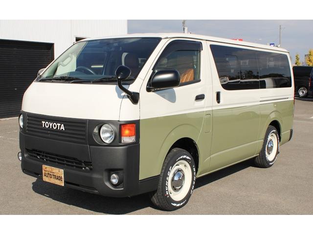 ハイエースバン 　４ＷＤ　丸目フェイス　オリジナルリメイクキット　ＲＥＴＲＩＰ　７０　シダーグリーンツートン（8枚目）