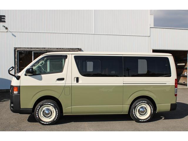 ハイエースバン 　４ＷＤ　丸目フェイス　オリジナルリメイクキット　ＲＥＴＲＩＰ　７０　シダーグリーンツートン（9枚目）