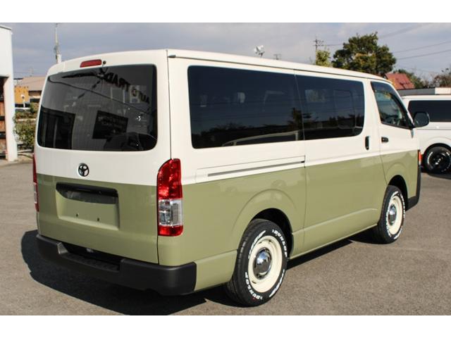 ハイエースバン 　４ＷＤ　丸目フェイス　オリジナルリメイクキット　ＲＥＴＲＩＰ　７０　シダーグリーンツートン（12枚目）