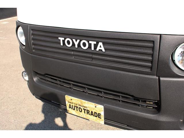 ハイエースバン 　４ＷＤ　丸目フェイス　オリジナルリメイクキット　ＲＥＴＲＩＰ　７０　シダーグリーンツートン（18枚目）