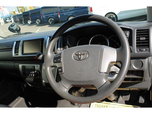 ハイエースバン 　４ＷＤ　丸目フェイス　オリジナルリメイクキット　ＲＥＴＲＩＰ　７０　シダーグリーンツートン（30枚目）