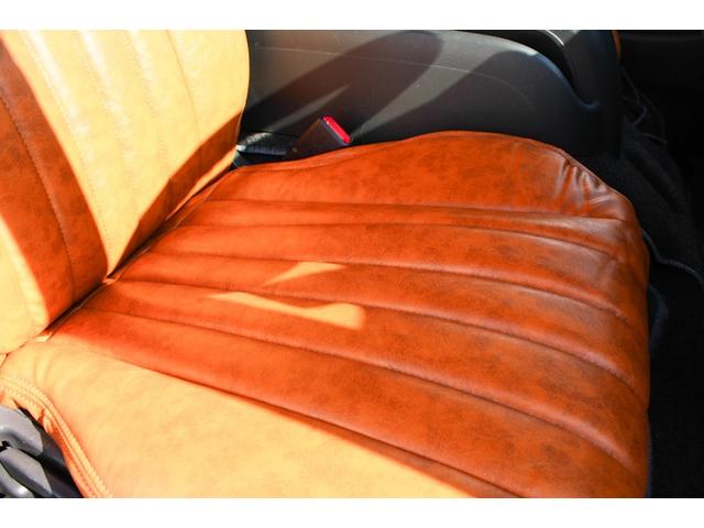 ハイエースバン 　４ＷＤ　丸目フェイス　オリジナルリメイクキット　ＲＥＴＲＩＰ　７０　シダーグリーンツートン（34枚目）