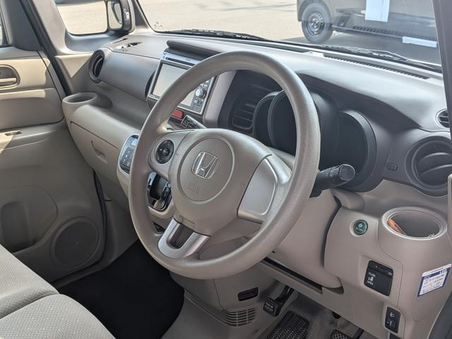 Ｎ－ＢＯＸ Ｇ・Ｌパッケージ　メモリーナビ　ＣＤ　ＤＶＤ　ワンセグＴＶ　左側パワースライドドア　衝突被害軽減システム　ＥＴＣ　アイドリングストップ　オートエアコン　プッシュスタート　スマートキー（10枚目）