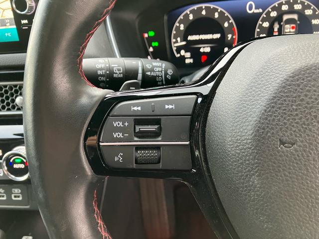 シビック ＥＸ　ホンダセンシング　パドルシフト　１０．２インチデジタルグラフィックメーター　レザーＸスウェードコンビシート　	ＢＯＳＥプレミアムサウンドシステム　ワイヤレス充電器　ナビ　ＴＶ　ＢＴ　前後ドラレコ（38枚目）