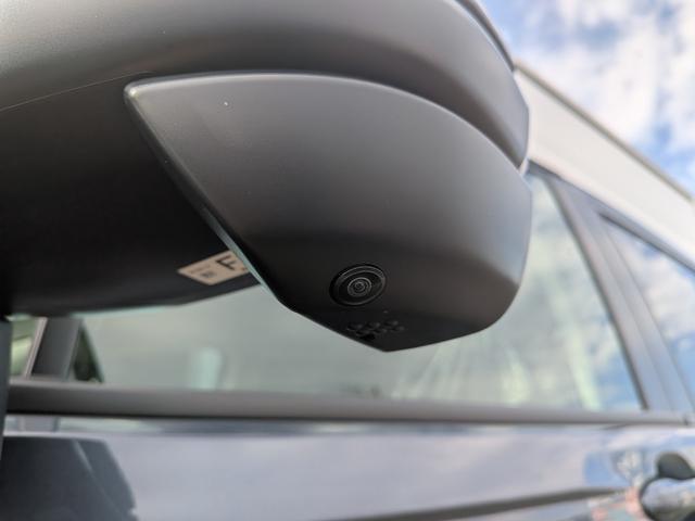 フリード ｅ：ＨＥＶエアー　ＥＸ　６人　新車未登録車　両側パワースライドドア　アダプティブクルーズコントロール　ホンダセンシング　マルチビューカメラシステム　ブラインドスポットインフォメーション　２列目キャプテンシート　シートヒーター（19枚目）