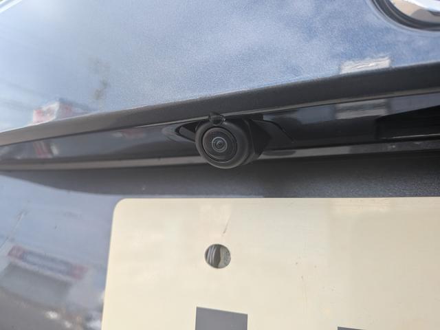 フリード ｅ：ＨＥＶエアー　ＥＸ　６人　新車未登録車　両側パワースライドドア　アダプティブクルーズコントロール　ホンダセンシング　マルチビューカメラシステム　ブラインドスポットインフォメーション　２列目キャプテンシート　シートヒーター（22枚目）