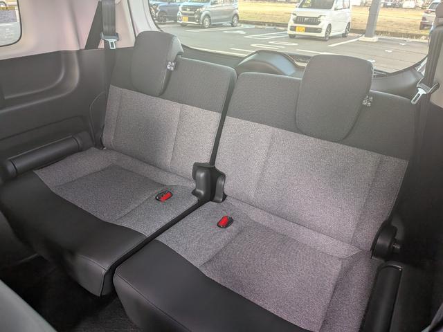 フリード ｅ：ＨＥＶエアー　６人乗り　新車未登録車　ホンダセンシング　ブラインドスポットインフォメーション　後退出庫サポート　２列目キャプテンシート　コンビシート　シートヒーター　電子パーキング　両側パワースライドドア（51枚目）