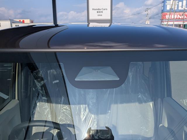 Ｎ－ＢＯＸ ファッションスタイル　新車未登録車　ホンダセンシング　両側パワースライドドア　シートバックテーブル　ファッションスタイル　１４ＡＷ　ＬＥＤヘッドライト　アダプティブクルーズコントロール　クリアランスソナー　シートヒーター（11枚目）