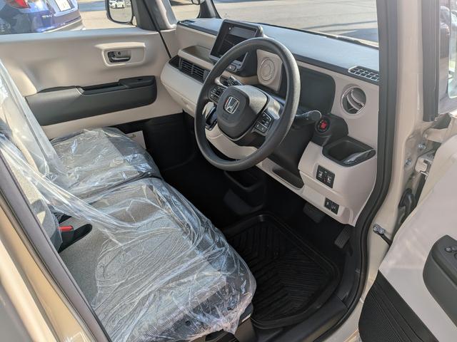Ｎ－ＢＯＸ ファッションスタイル　新車未登録車　ホンダセンシング　両側パワースライドドア　シートバックテーブル　ファッションスタイル　１４ＡＷ　ＬＥＤヘッドライト　アダプティブクルーズコントロール　クリアランスソナー　シートヒーター（13枚目）