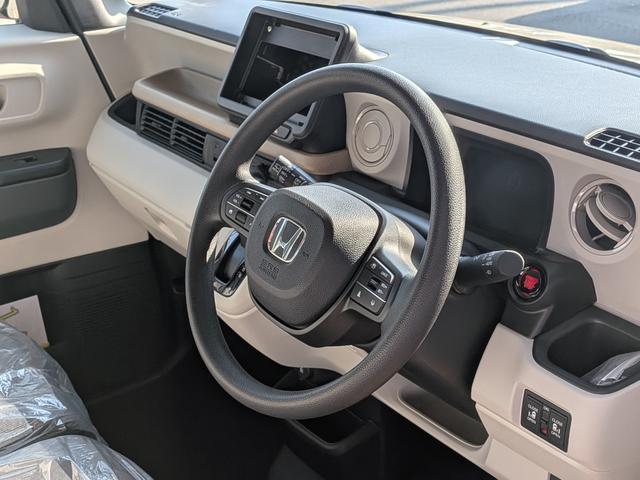 Ｎ－ＢＯＸ ファッションスタイル　新車未登録車　ホンダセンシング　両側パワースライドドア　シートバックテーブル　ファッションスタイル　１４ＡＷ　ＬＥＤヘッドライト　アダプティブクルーズコントロール　クリアランスソナー　シートヒーター（14枚目）
