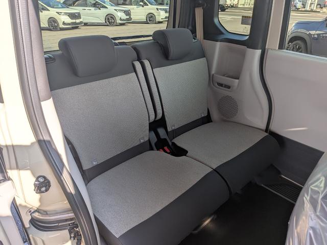 Ｎ－ＢＯＸ ファッションスタイル　新車未登録車　ホンダセンシング　両側パワースライドドア　シートバックテーブル　ファッションスタイル　１４ＡＷ　ＬＥＤヘッドライト　アダプティブクルーズコントロール　クリアランスソナー　シートヒーター（26枚目）
