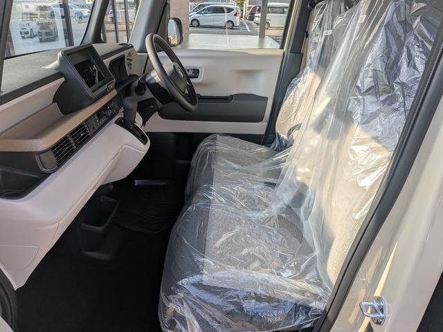 Ｎ－ＢＯＸ ファッションスタイル　新車未登録車　ホンダセンシング　両側パワースライドドア　シートバックテーブル　ファッションスタイル　１４ＡＷ　ＬＥＤヘッドライト　アダプティブクルーズコントロール　クリアランスソナー　シートヒーター（31枚目）