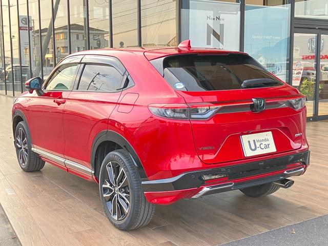 ヴェゼル ｅ：ＨＥＶ　Ｚ　ホンダセンシング　ナビ　バックモニター　Ｂｌｕｅｔｏｏｔｈ　フルセグＴＶ　ブラインドスポットインフォメーション　シートヒーター　パドルシフト　ステアリングヒーター　ＥＴＣ　１８インチＡＷ　コンビシート（13枚目）
