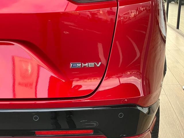 ヴェゼル ｅ：ＨＥＶ　Ｚ　ホンダセンシング　ナビ　バックモニター　Ｂｌｕｅｔｏｏｔｈ　フルセグＴＶ　ブラインドスポットインフォメーション　シートヒーター　パドルシフト　ステアリングヒーター　ＥＴＣ　１８インチＡＷ　コンビシート（15枚目）