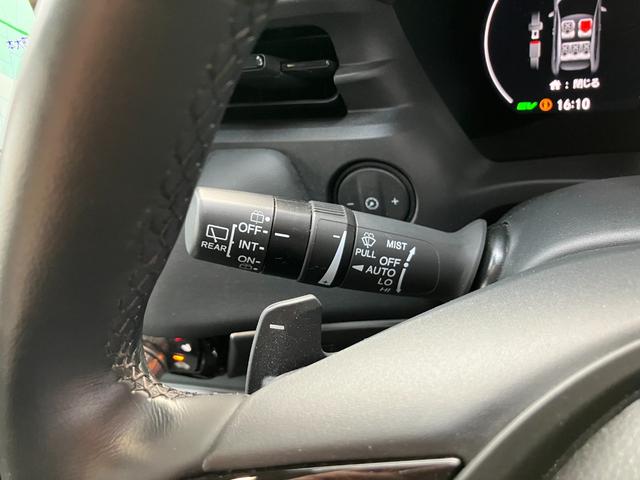 ヴェゼル ｅ：ＨＥＶ　Ｚ　ホンダセンシング　ナビ　バックモニター　Ｂｌｕｅｔｏｏｔｈ　フルセグＴＶ　ブラインドスポットインフォメーション　シートヒーター　パドルシフト　ステアリングヒーター　ＥＴＣ　１８インチＡＷ　コンビシート（41枚目）