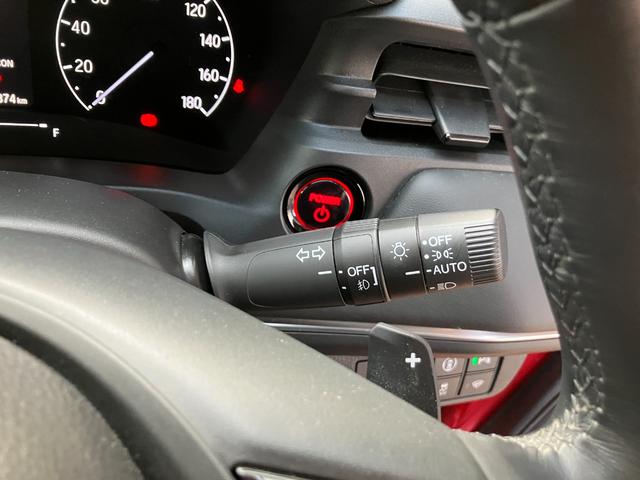 ヴェゼル ｅ：ＨＥＶ　Ｚ　ホンダセンシング　ナビ　バックモニター　Ｂｌｕｅｔｏｏｔｈ　フルセグＴＶ　ブラインドスポットインフォメーション　シートヒーター　パドルシフト　ステアリングヒーター　ＥＴＣ　１８インチＡＷ　コンビシート（42枚目）