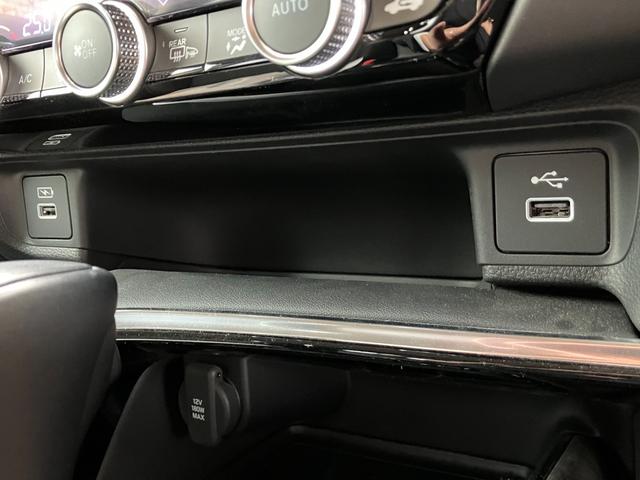 ヴェゼル ｅ：ＨＥＶ　Ｚ　ホンダセンシング　ナビ　バックモニター　Ｂｌｕｅｔｏｏｔｈ　フルセグＴＶ　ブラインドスポットインフォメーション　シートヒーター　パドルシフト　ステアリングヒーター　ＥＴＣ　１８インチＡＷ　コンビシート（51枚目）