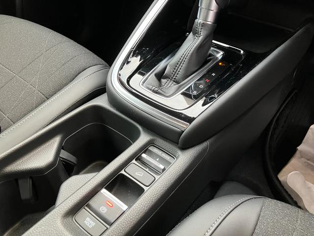 ヴェゼル ｅ：ＨＥＶ　Ｚ　ホンダセンシング　ナビ　バックモニター　Ｂｌｕｅｔｏｏｔｈ　フルセグＴＶ　ブラインドスポットインフォメーション　シートヒーター　パドルシフト　ステアリングヒーター　ＥＴＣ　１８インチＡＷ　コンビシート（52枚目）