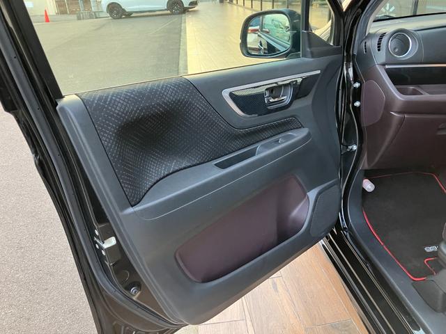 Ｎ－ＷＧＮカスタム Ｇ・ターボパッケージ　無限仕様　エアロ　リアスポイラー　グリル　センター出しマフラー　フロアマット　ギャザーズナビ　バックモニター　ＥＴＣ　パドルシフト　クルーズコントロール　プッシュスタート　あんしんパッケージ　ＨＩＤ（19枚目）