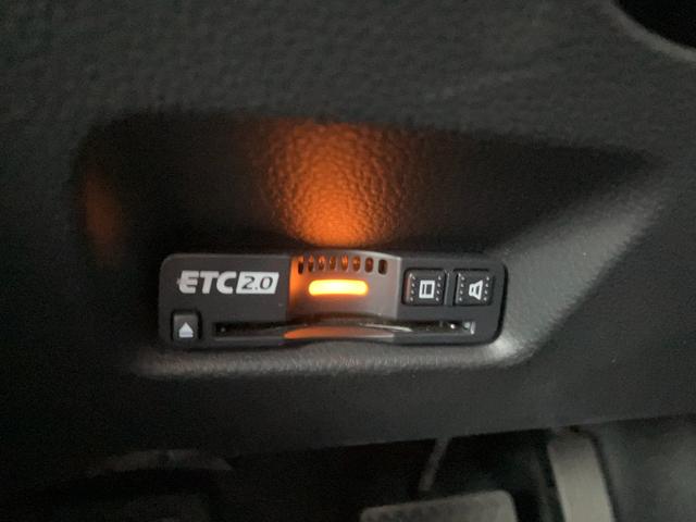 フィット ｅ：ＨＥＶホーム　ブラックスタイル　ホンダセンシング　マルチビューカメラシステム　ナビ　ＴＶ　ブラインドスポットインフォメーション／後退出庫サポート　ＬＥＤヘッドライト　ＥＴＣ２．０　Ｂｌｕｅｔｏｏｔｈ　ＢＬＡＣＫ　ＳＴＹＬＥ専用装備（43枚目）