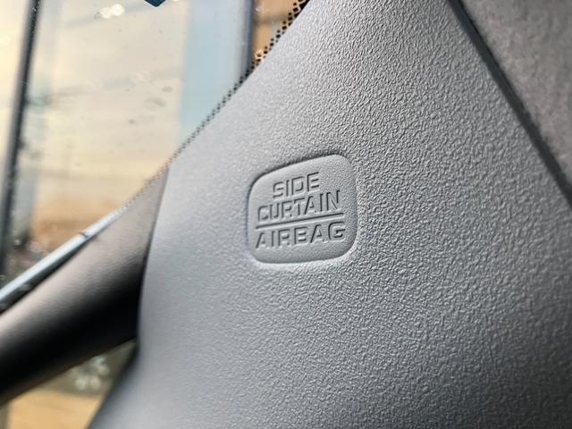 フィット ｅ：ＨＥＶホーム　ブラックスタイル　ホンダセンシング　マルチビューカメラシステム　ナビ　ＴＶ　ブラインドスポットインフォメーション／後退出庫サポート　ＬＥＤヘッドライト　ＥＴＣ２．０　Ｂｌｕｅｔｏｏｔｈ　ＢＬＡＣＫ　ＳＴＹＬＥ専用装備（55枚目）