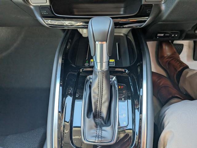 ヴェゼル e:HEV Z 新車未登録車 ディスプレイオーディオ Bluetooth接続 全周囲カメラ シートヒーター ブラインドスポットモニター ETC ホンダセンシング ブラインドスポットインフォメーション(37枚目)