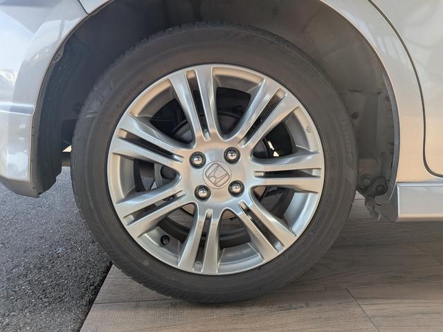 フィット RS ワンオーナー パドルシフト ギャザーズナビ TV CD/DVD オートエアコン キーレスエントリー ETC 純正16インチアルミホイール(12枚目)