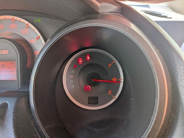 フィット RS ワンオーナー パドルシフト ギャザーズナビ TV CD/DVD オートエアコン キーレスエントリー ETC 純正16インチアルミホイール(26枚目)