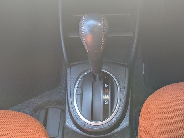 フィット RS ワンオーナー パドルシフト ギャザーズナビ TV CD/DVD オートエアコン キーレスエントリー ETC 純正16インチアルミホイール(33枚目)