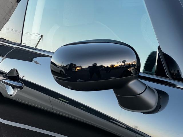 MINI クーパーS クラシック・トリム オプション18インチAW 1オーナー 禁煙 ドライビングアシスタント パーキングアシストアダプティブLEDヘッドライト 純正ナビ アップルカープレイ バックカメラ(32枚目)