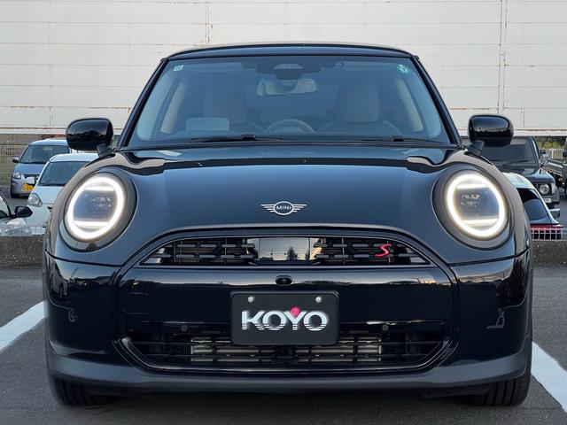 MINI クーパーS クラシック・トリム オプション18インチAW 1オーナー 禁煙 ドライビングアシスタント パーキングアシストアダプティブLEDヘッドライト 純正ナビ アップルカープレイ バックカメラ(36枚目)