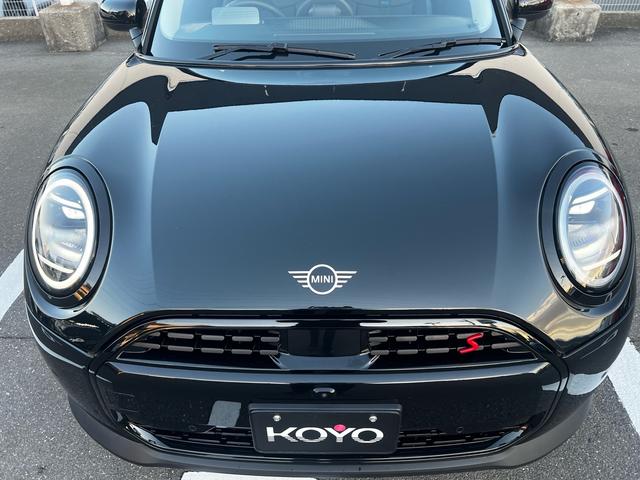MINI クーパーS クラシック・トリム オプション18インチAW 1オーナー 禁煙 ドライビングアシスタント パーキングアシストアダプティブLEDヘッドライト 純正ナビ アップルカープレイ バックカメラ(41枚目)