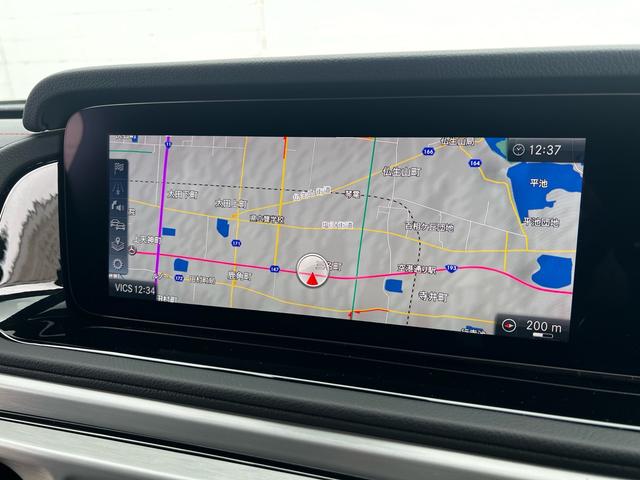 Gクラス G350d AMGライン アダプティブダンピングシステム ラグジュアリーパッケージ サンルーフ Burmesterサウンド 黒革シート レッドシートベルト カープレイ 360°カメラ 前後ドラレコ 1オーナー(15枚目)