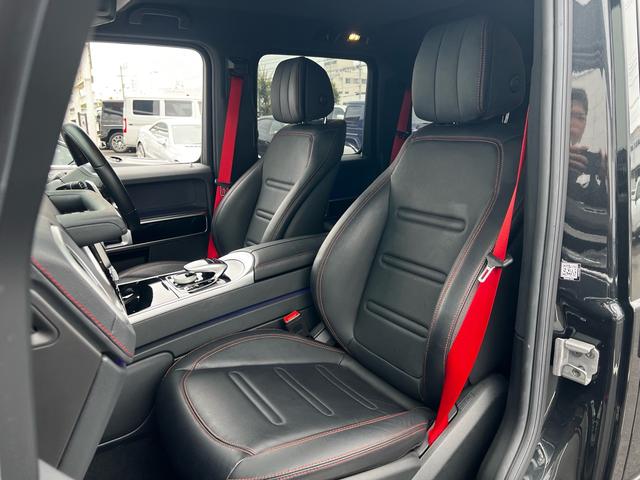 Gクラス G350d AMGライン アダプティブダンピングシステム ラグジュアリーパッケージ サンルーフ Burmesterサウンド 黒革シート レッドシートベルト カープレイ 360°カメラ 前後ドラレコ 1オーナー(28枚目)