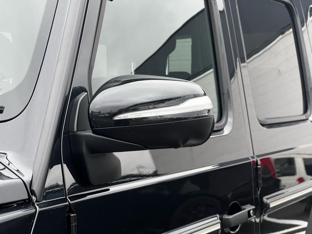 Gクラス G350d AMGライン アダプティブダンピングシステム ラグジュアリーパッケージ サンルーフ Burmesterサウンド 黒革シート レッドシートベルト カープレイ 360°カメラ 前後ドラレコ 1オーナー(54枚目)