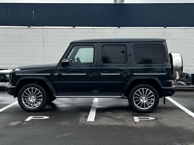 Gクラス G350d AMGライン アダプティブダンピングシステム ラグジュアリーパッケージ サンルーフ Burmesterサウンド 黒革シート レッドシートベルト カープレイ 360°カメラ 前後ドラレコ 1オーナー(63枚目)